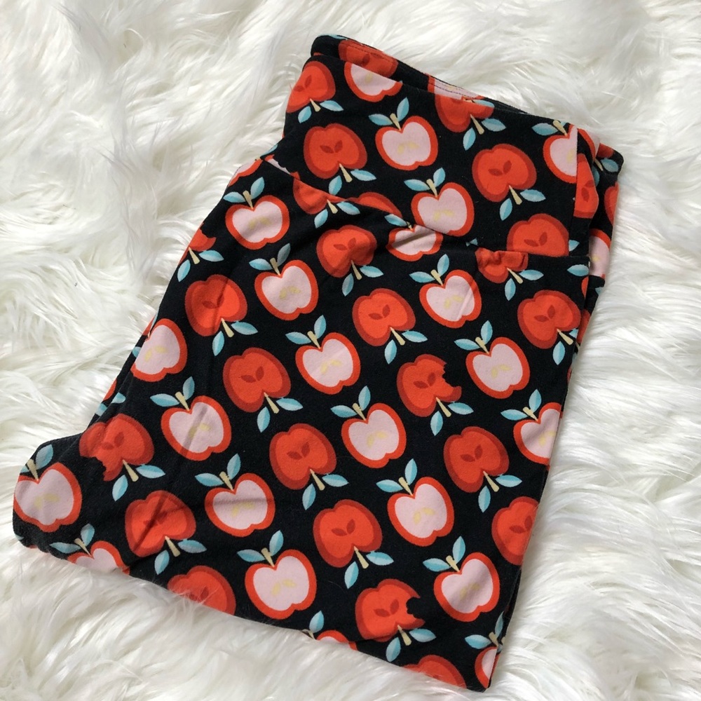 ❤️Like New ❤️ Lularoe TC Apple leggings